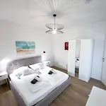 Peler Apartamento Pai